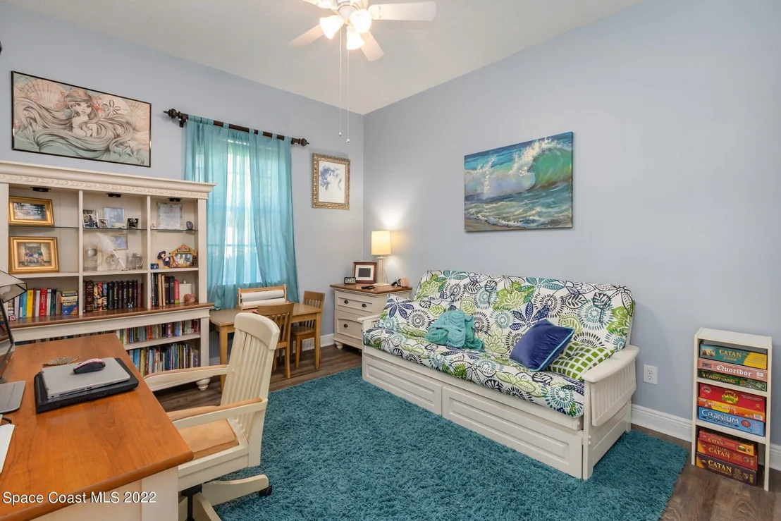 Photo of 2024 Windbrook Drive SE