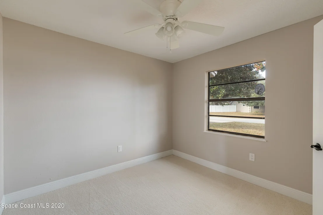 Photo of 6387 Hudson Road