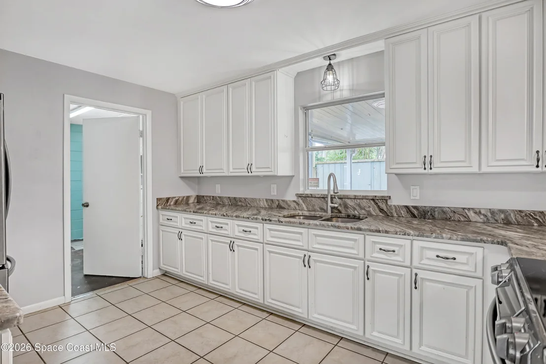 Photo of 1078 Hermosa Drive