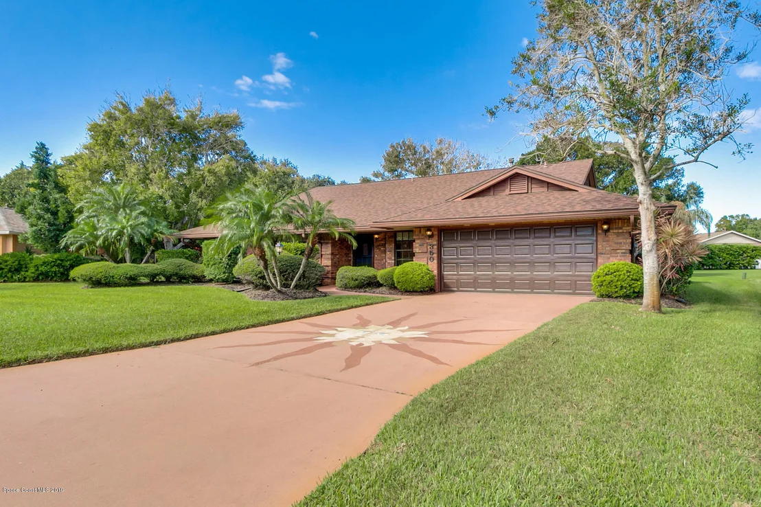 Photo of 350 Crystal Lake Drive