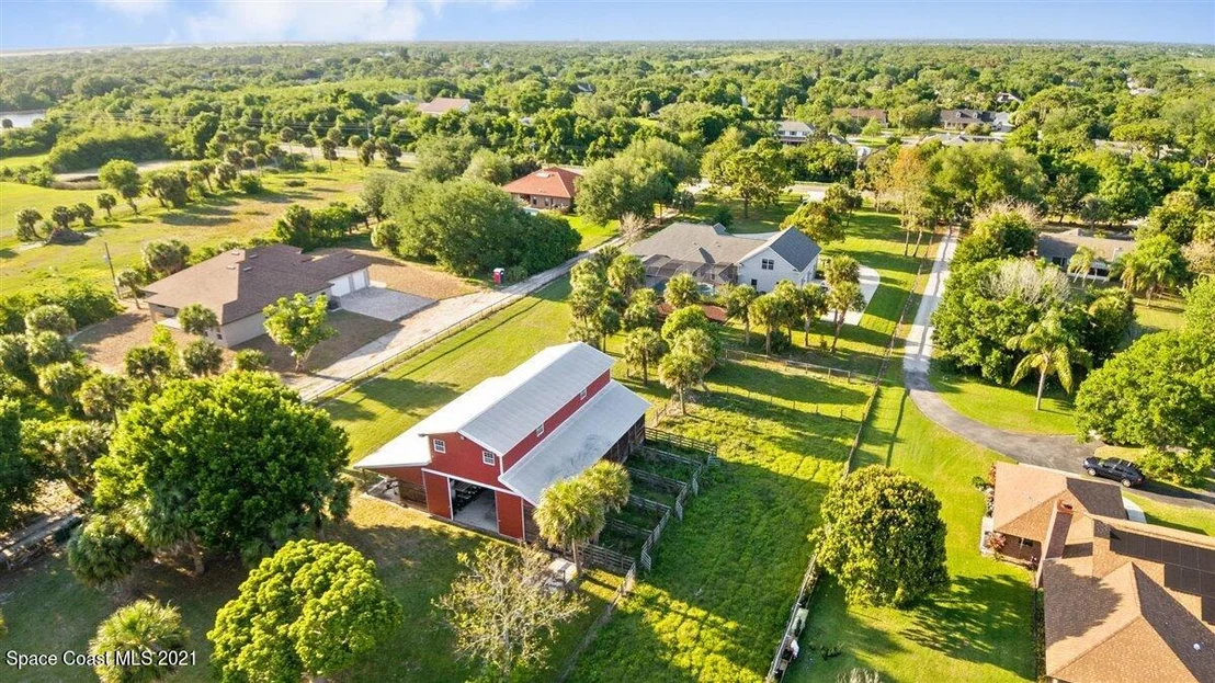 Photo of 4035 Post Road