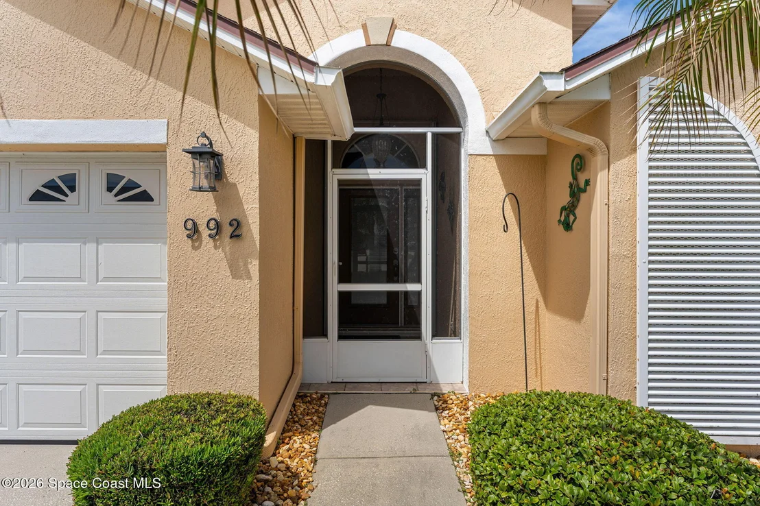 Photo of 992 Shaw Circle