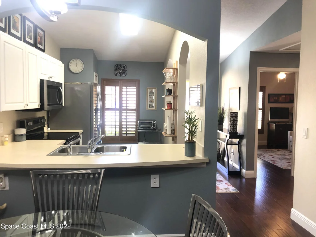 Photo of Unit 103 at 1075 Luminary Circle