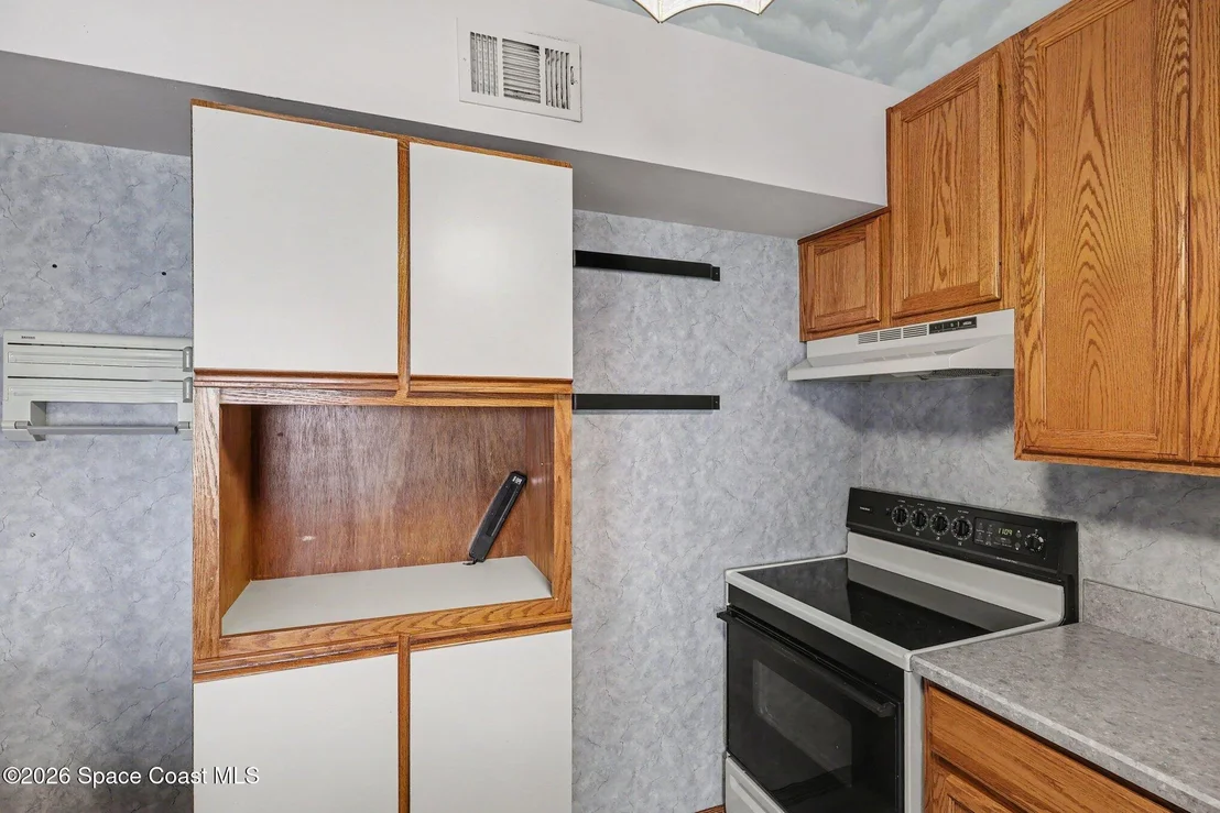 Photo of Unit 201 at 7150 N Highway 1