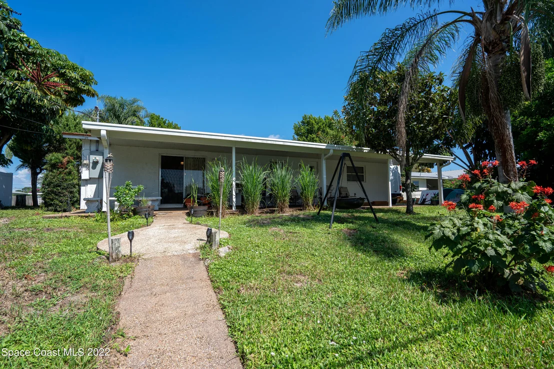 Photo of 2277 Lakeview Drive