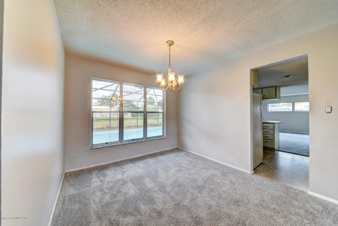 Photo of 909 Jefferson Road