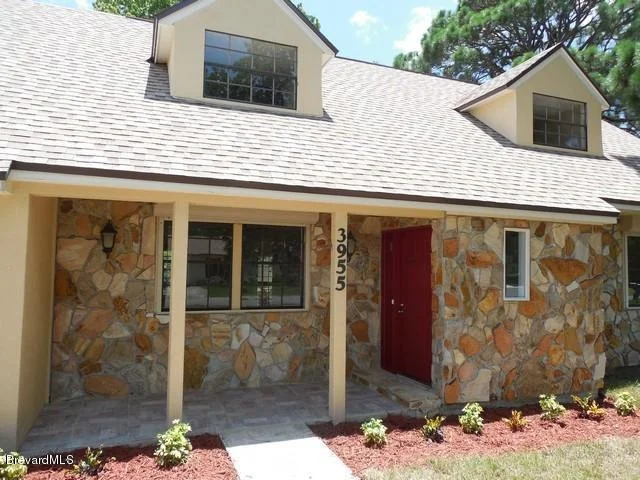 Photo of 3955 Oakland Street