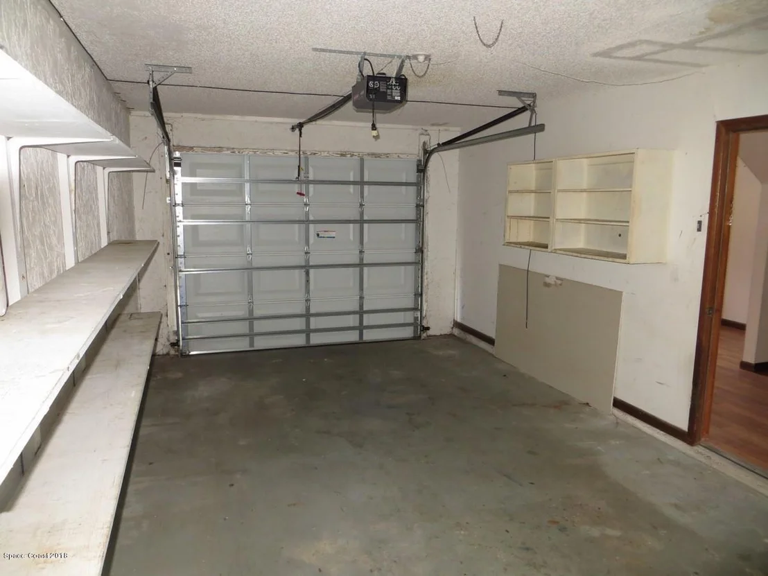 Photo of 1040 Sycamore Drive