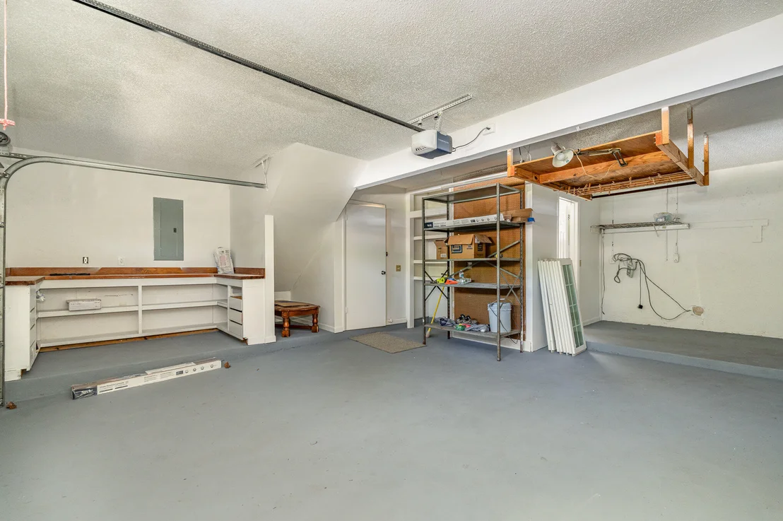 Photo of 847 Berkshire Drive