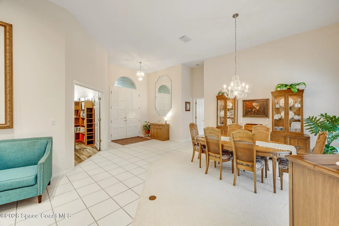 Photo of 370 Normandy Drive