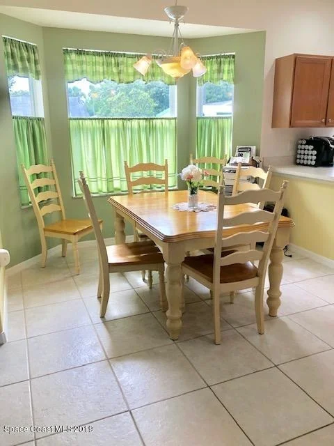Photo of 561 Ray Street