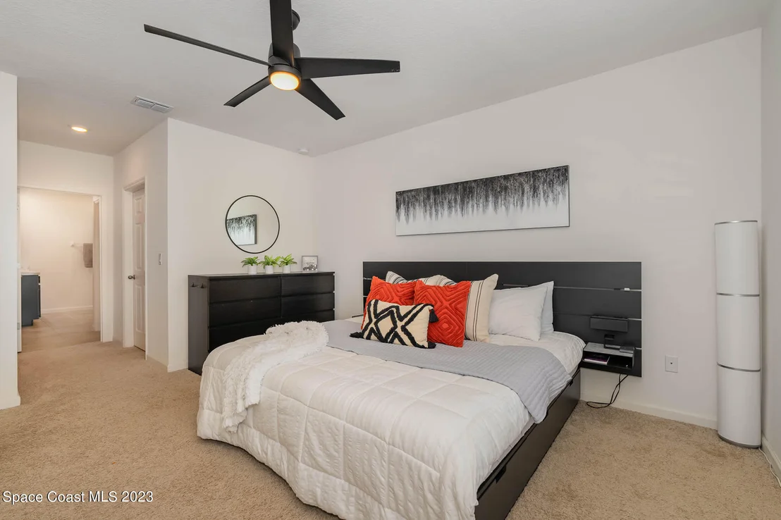 Photo of 3412 Indian River Parkway