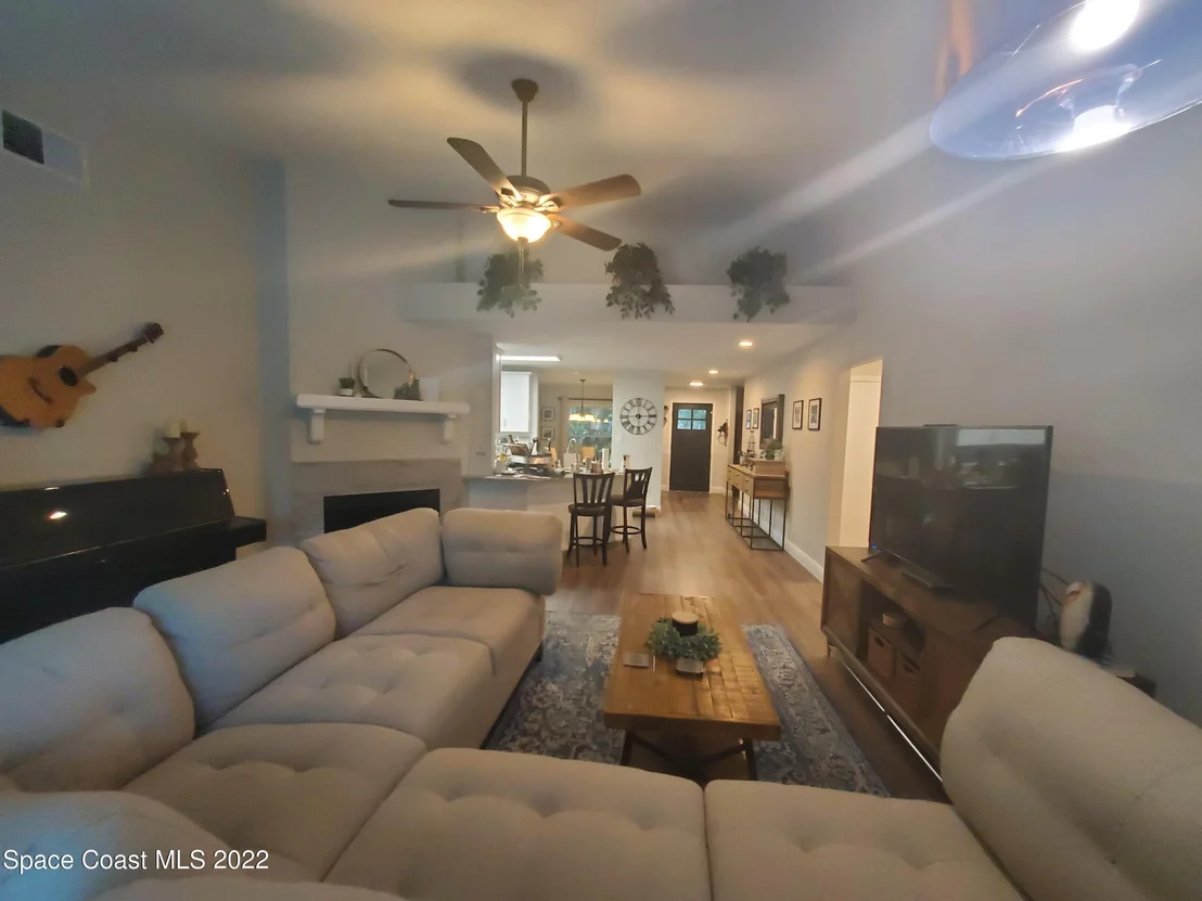 Photo of 3931 Biscayne Dr. Drive