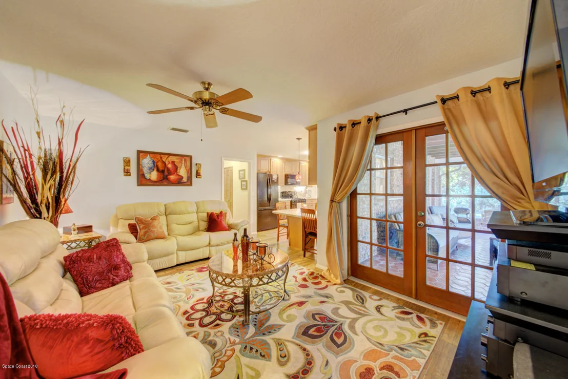 Photo of 1030 Sunswept Road NE