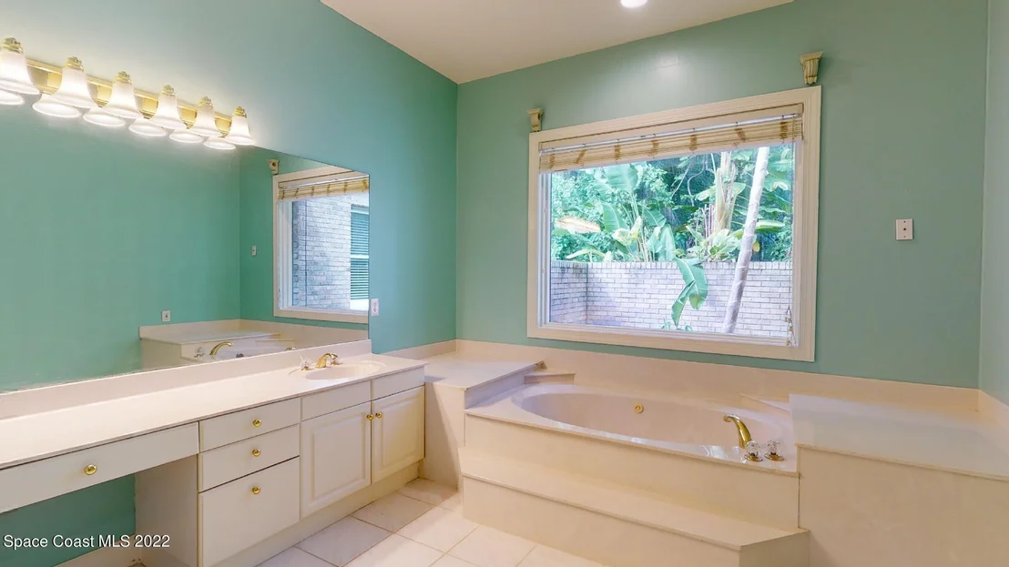 Photo of 3935 Hidden Oaks Lane