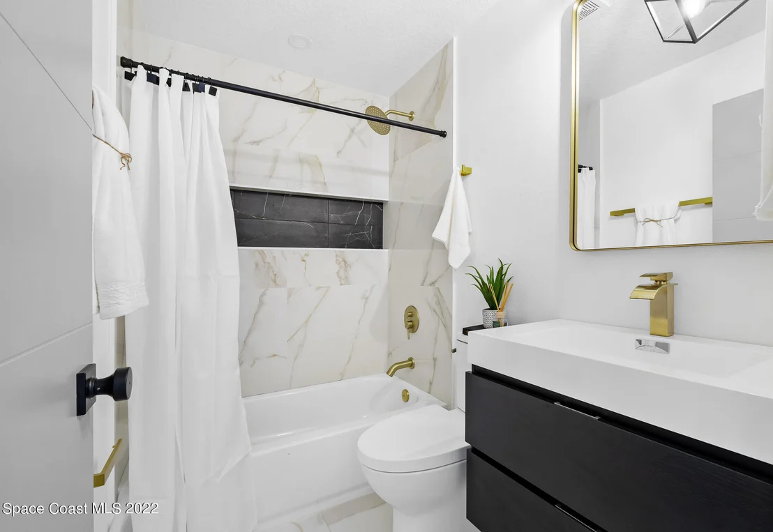 Photo of 401 Lee Avenue