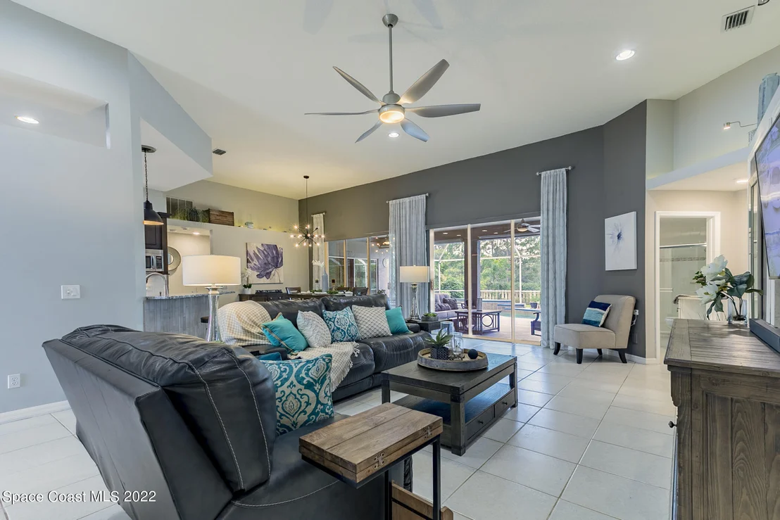 Photo of 2771 Englewood Drive