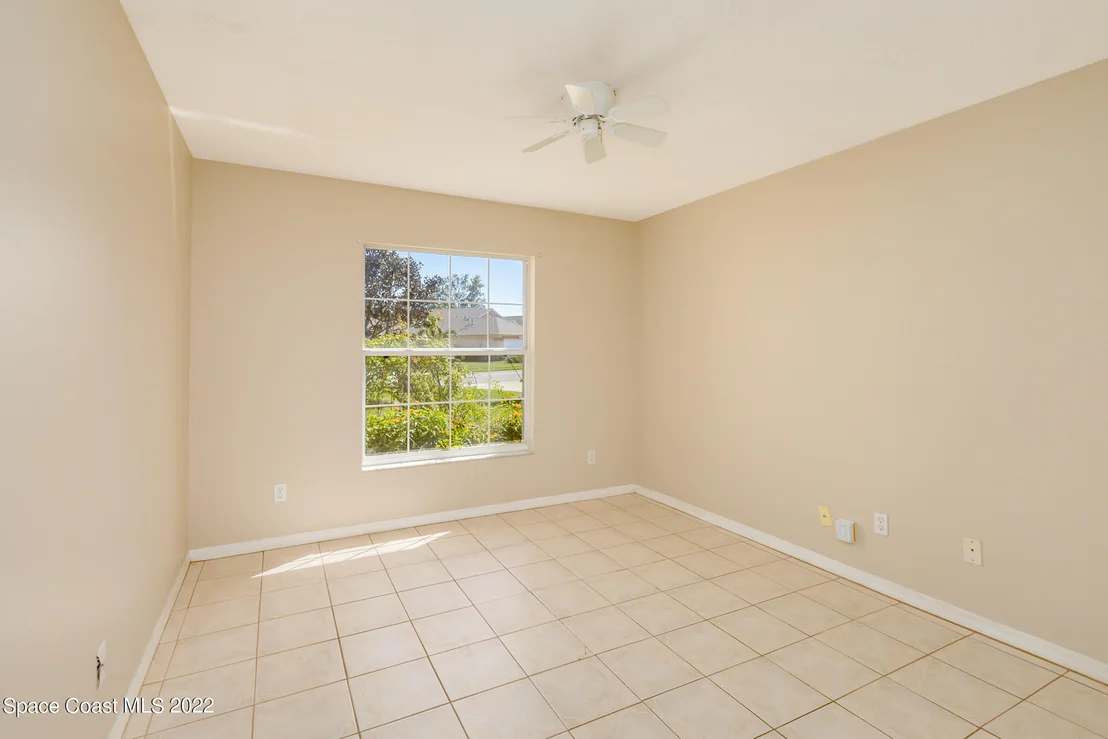 Photo of 1076 Pine Creek Circle NE