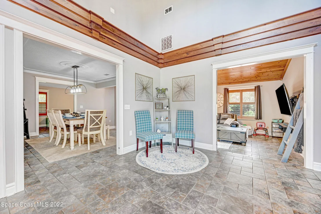 Photo of 3225 Fairview Drive