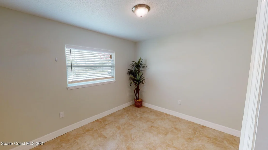 Photo of 302 Amherst Avenue