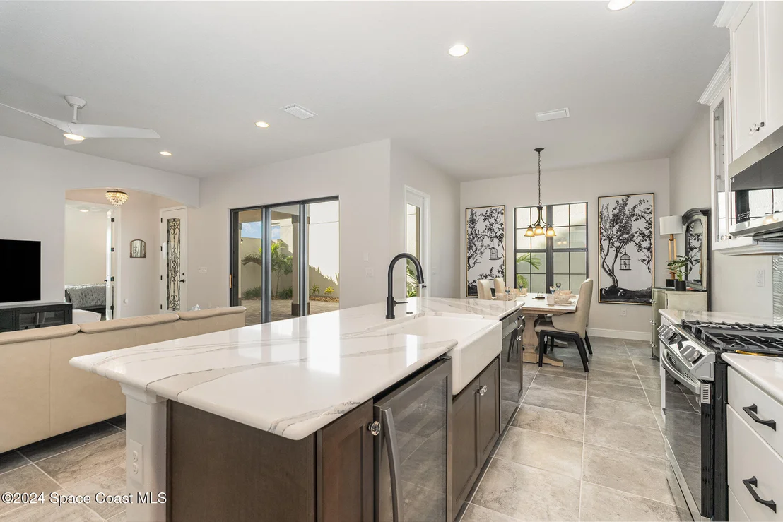 Photo of 8386 Lyside Drive