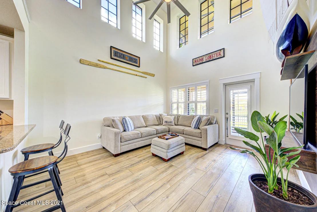 Photo of Unit 101 at 1340 Lara Circle