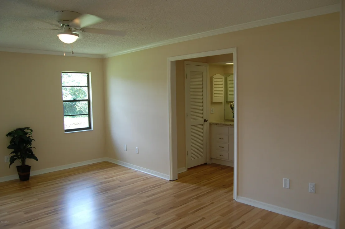 Photo of 983 Pineland Drive