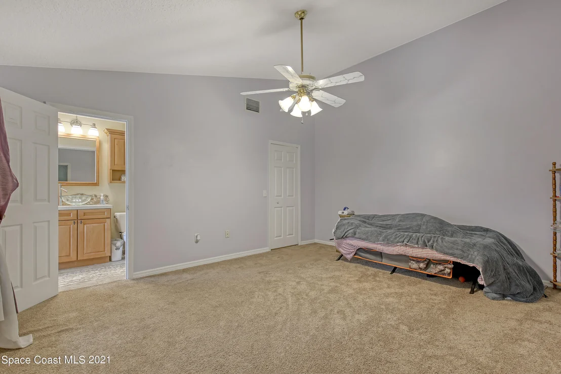 Photo of 6380 Manila Drive