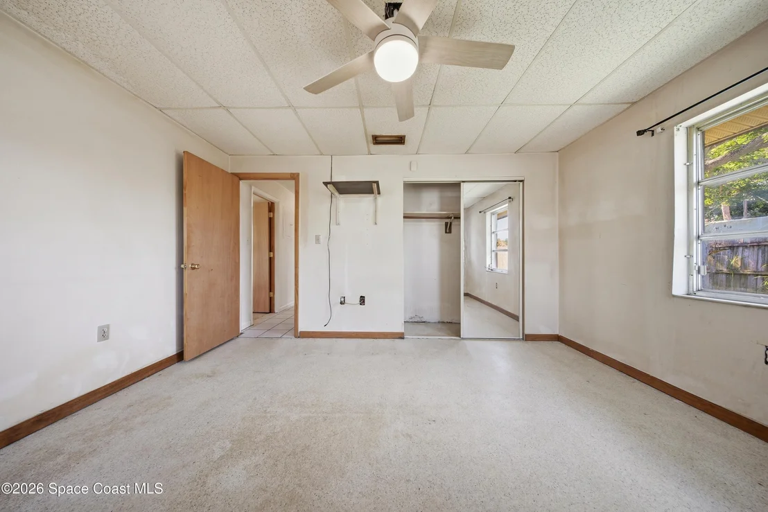 Photo of 1139 Groves Drive