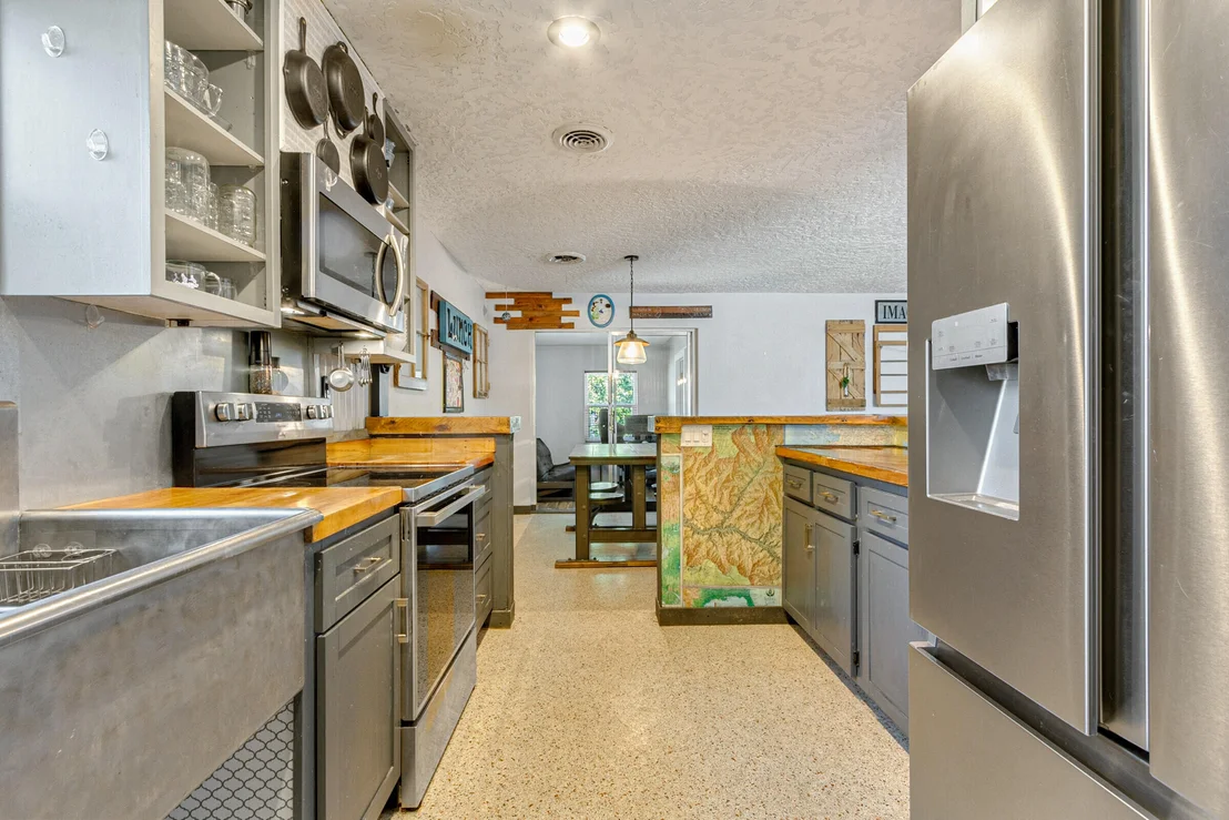 Photo of 325 Apollo Drive