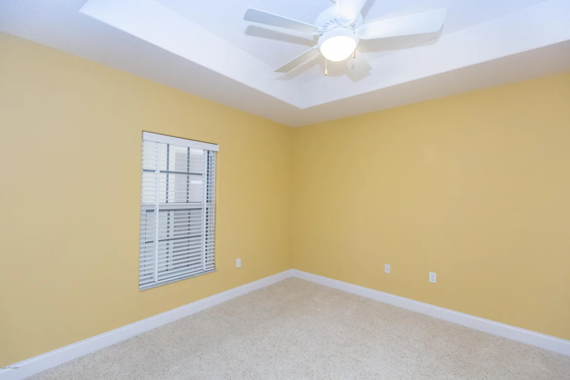 Photo of Unit 603 at 4975 Dixie Highway NE