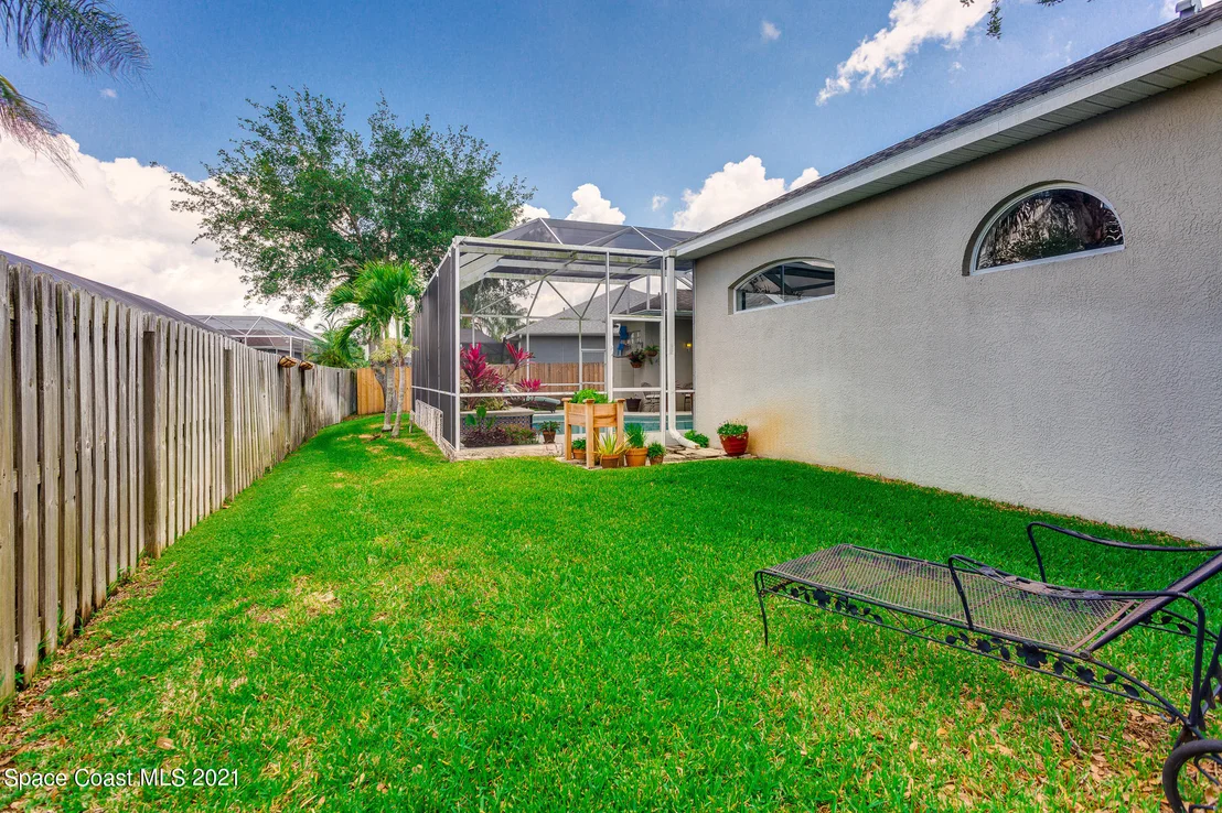 Photo of 1868 Thesy Drive