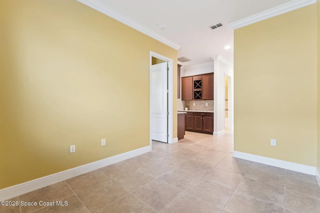 Photo of 5043 Vantage Court
