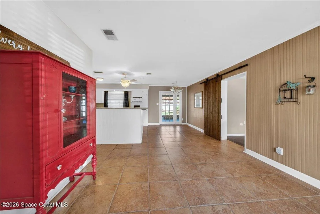 Photo of 702 Carmen Drive
