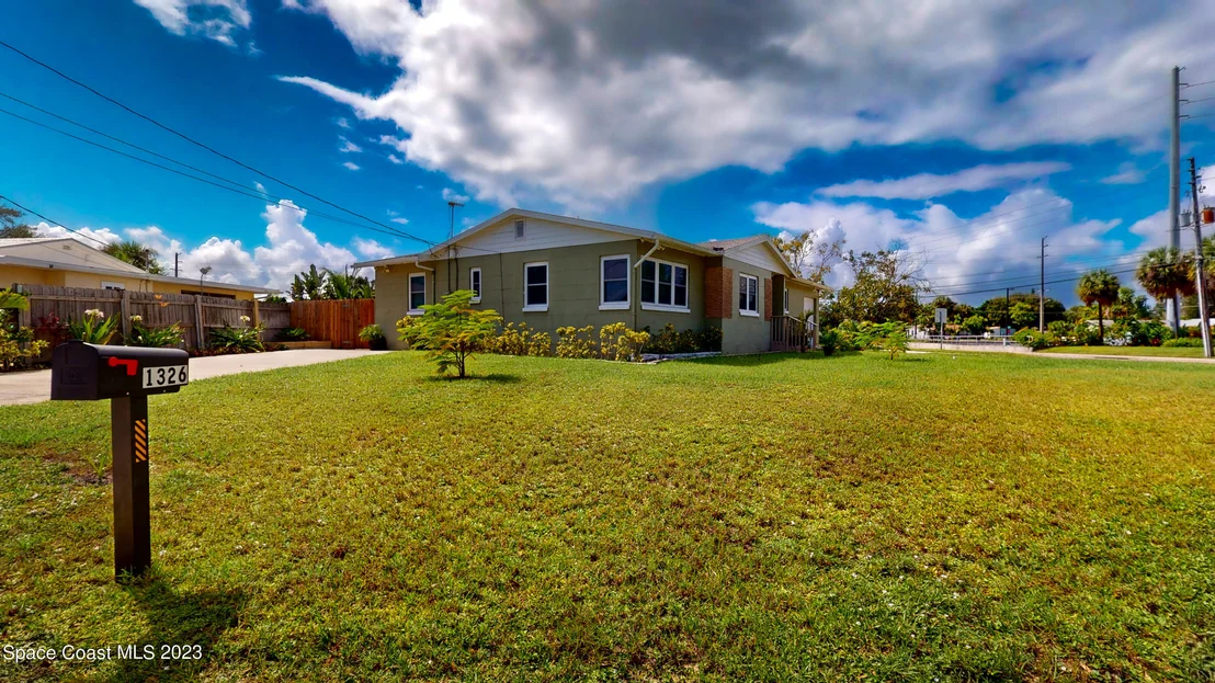 Photo of 1326 Sun Circle E