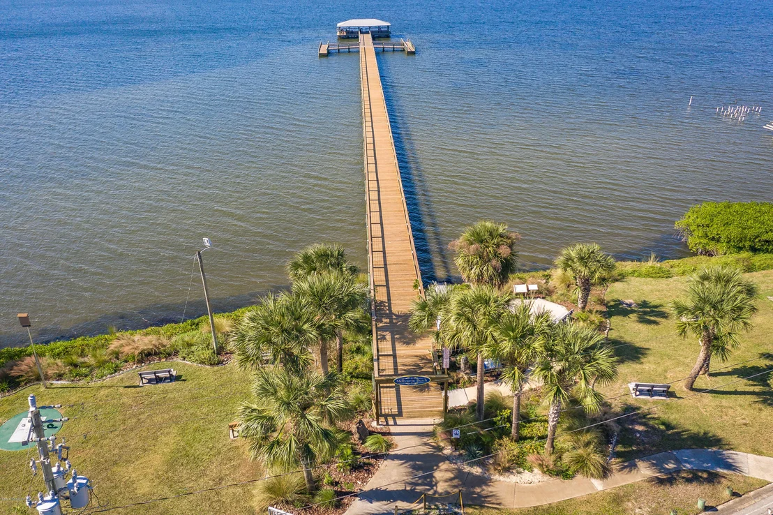 Photo of 413 Sunset Boulevard