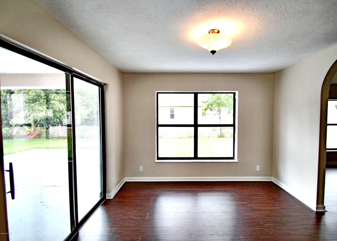 Photo of 422 Joy Haven Drive