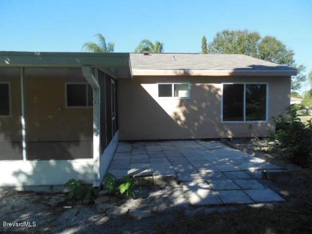 Photo of 1401 NE Mariposa Drive
