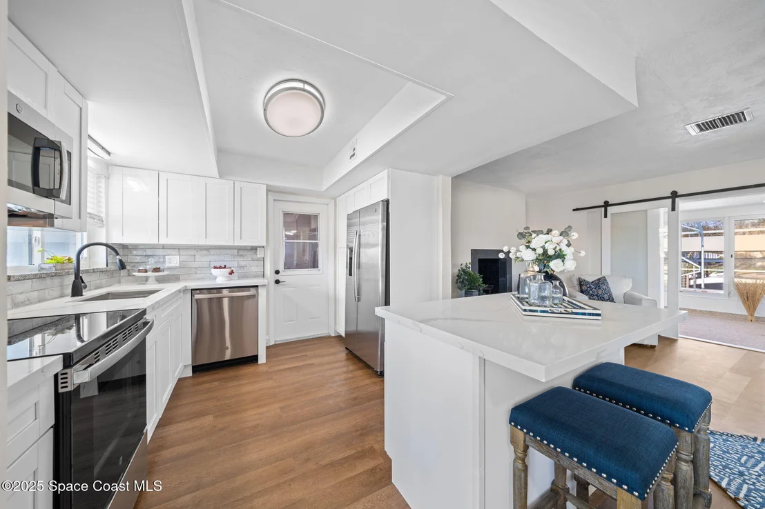 Photo of 431 Sandpiper Drive