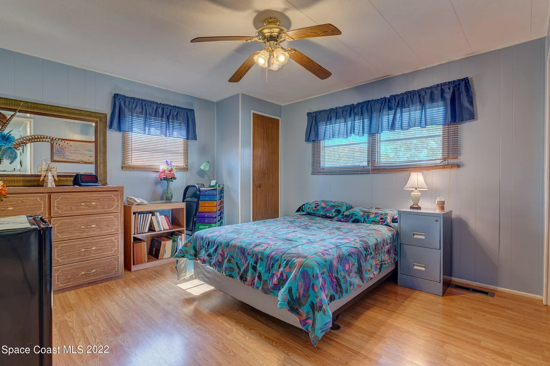 Photo of 6879 Aster Drive