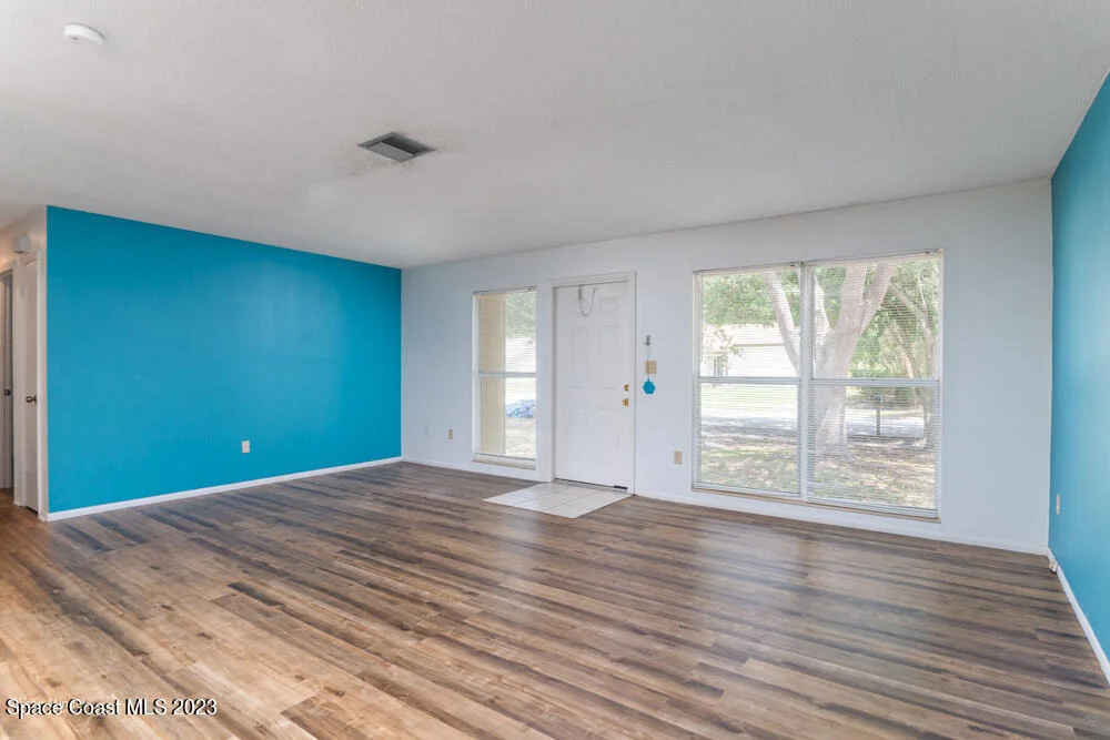 Photo of 1330 Creel Road NE