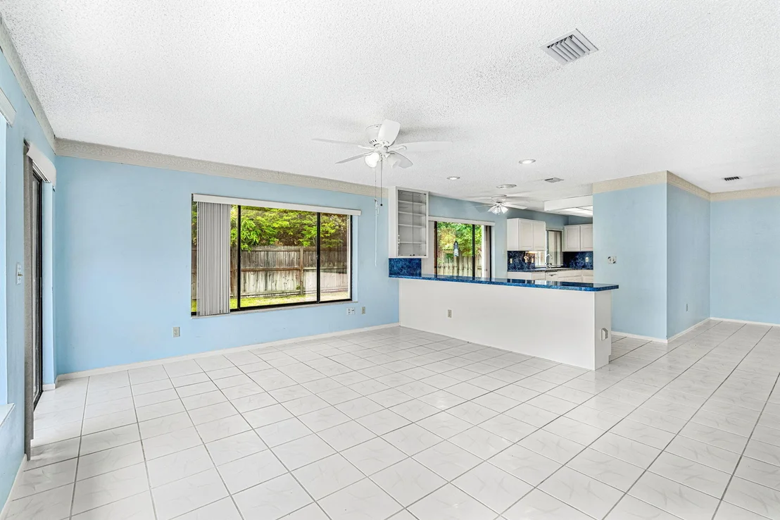 Photo of 400 Port Malabar Boulevard NE