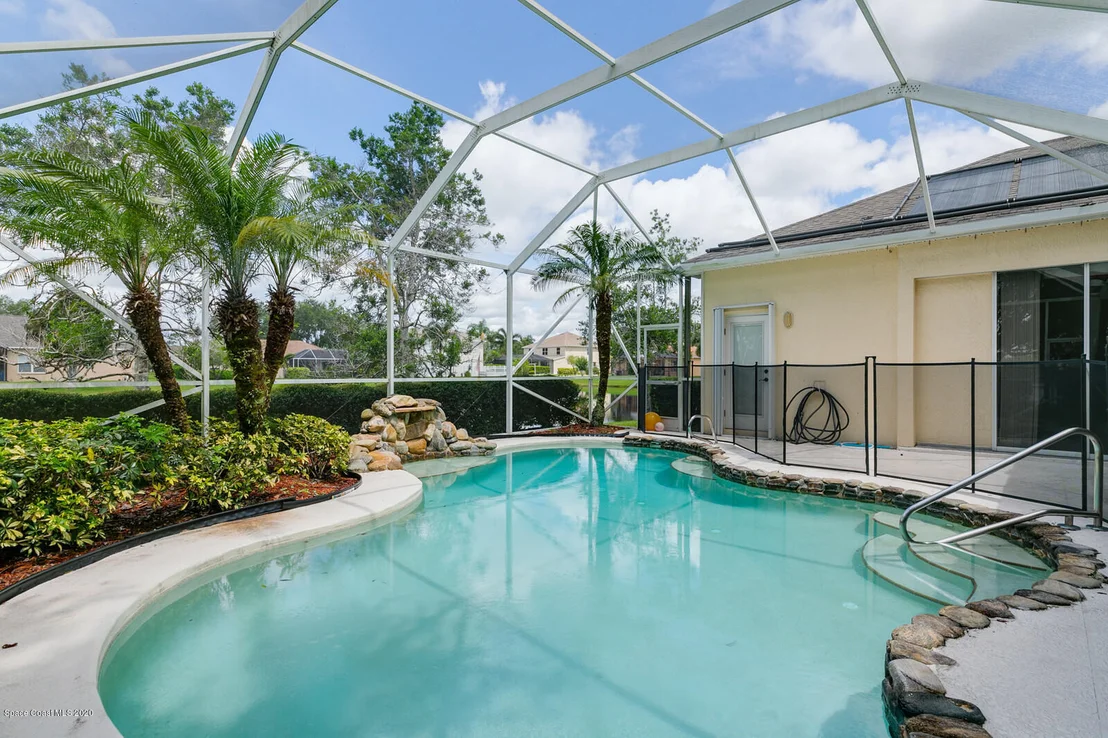 Photo of 5800 Sheffield Place