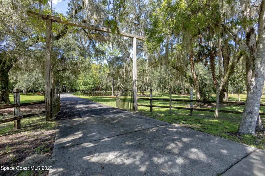 Photo of 840 Lemon Bluff Road