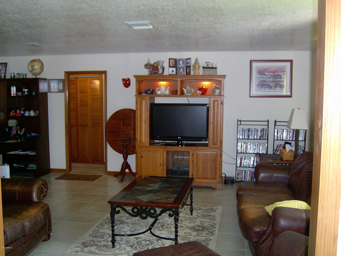 Photo of 771 Palm Drive