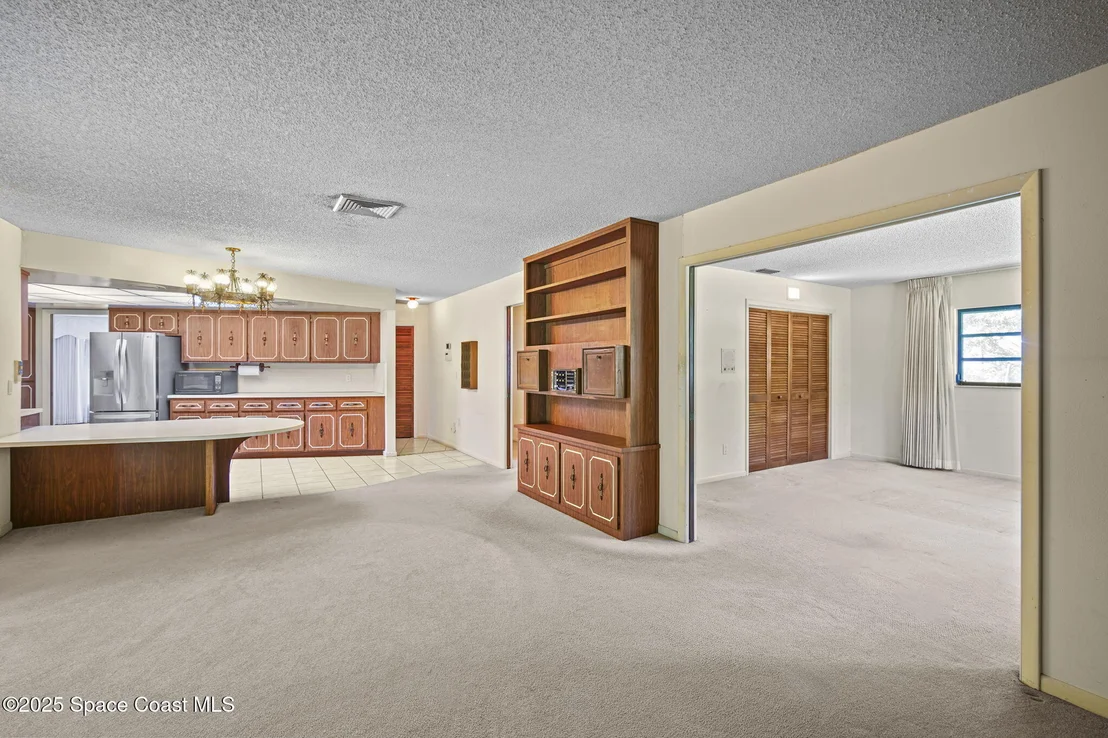 Photo of 1185 Ashlyn Drive