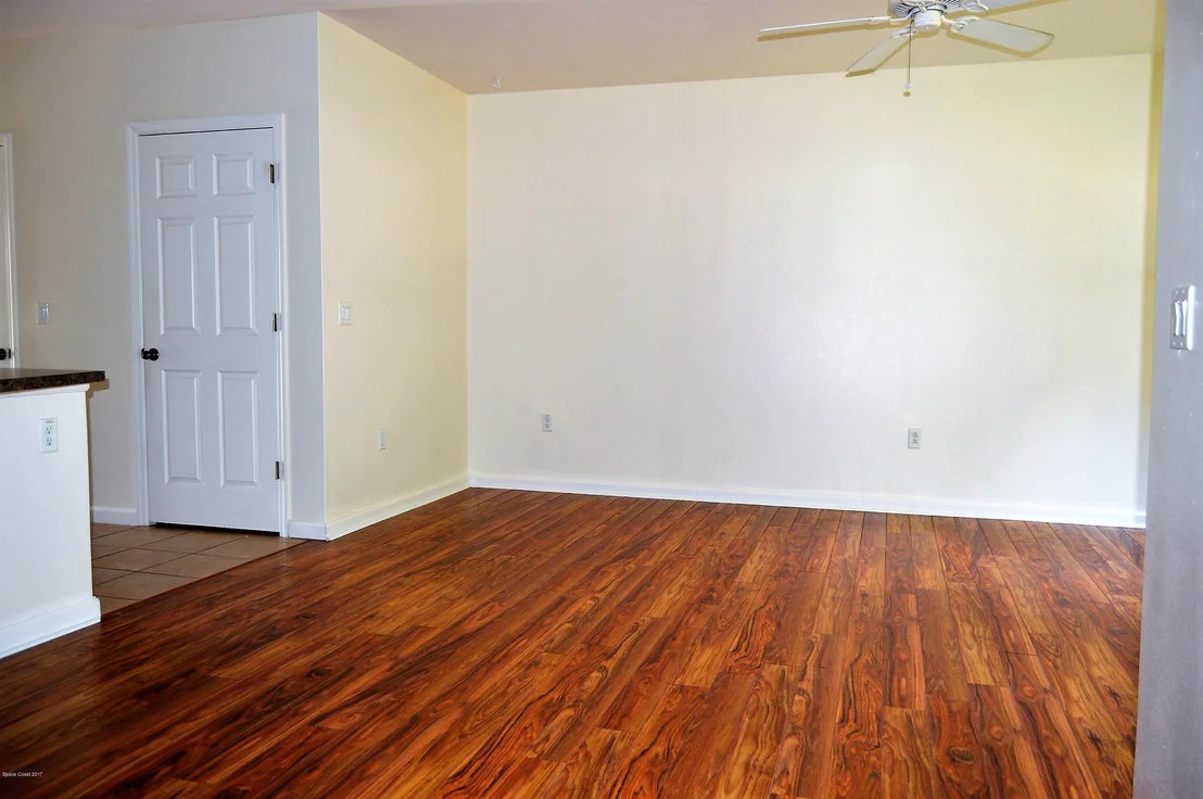 Photo of Unit 102 at 1375 Lara Circle