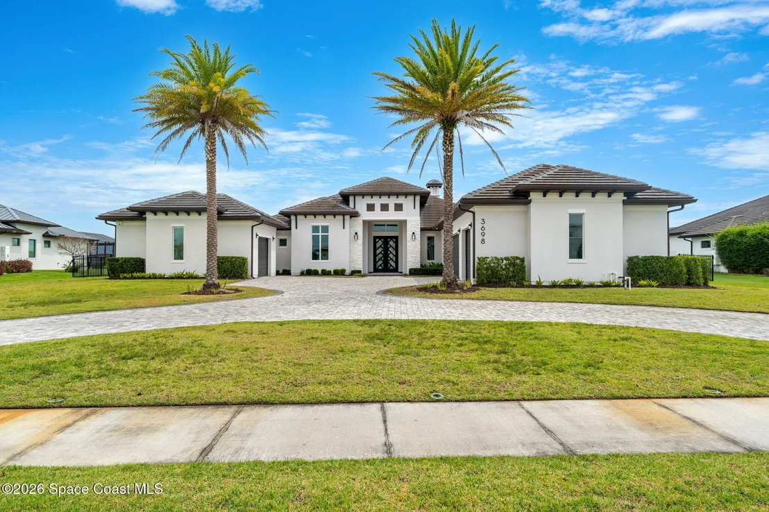 Photo of 3698 Lake Adelaide Place