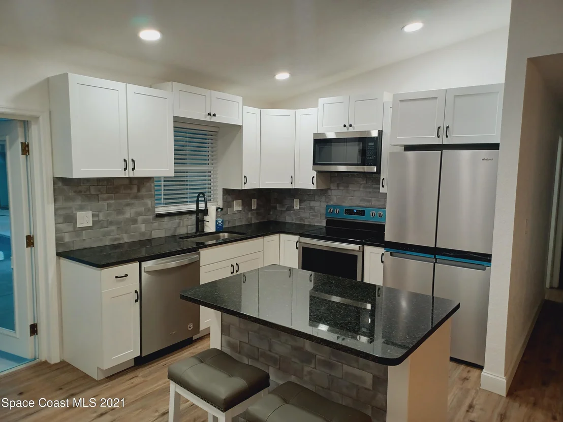 Photo of 661 Aloha Avenue