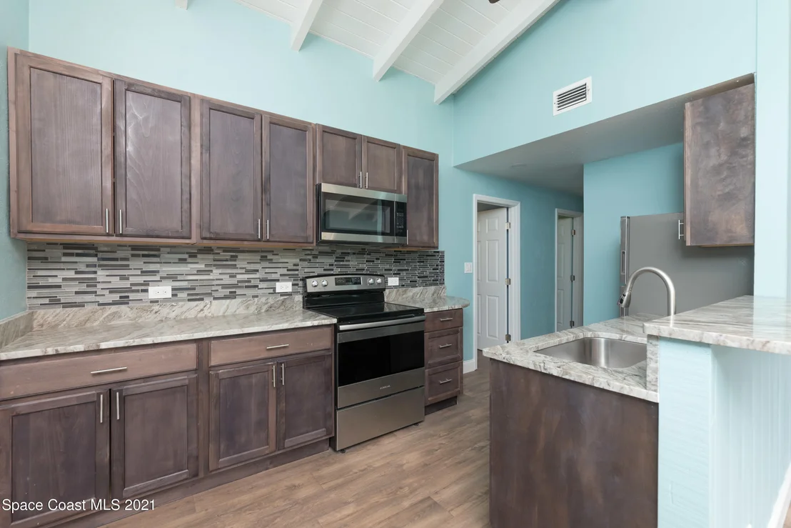 Photo of 974 Santa Rosa Drive